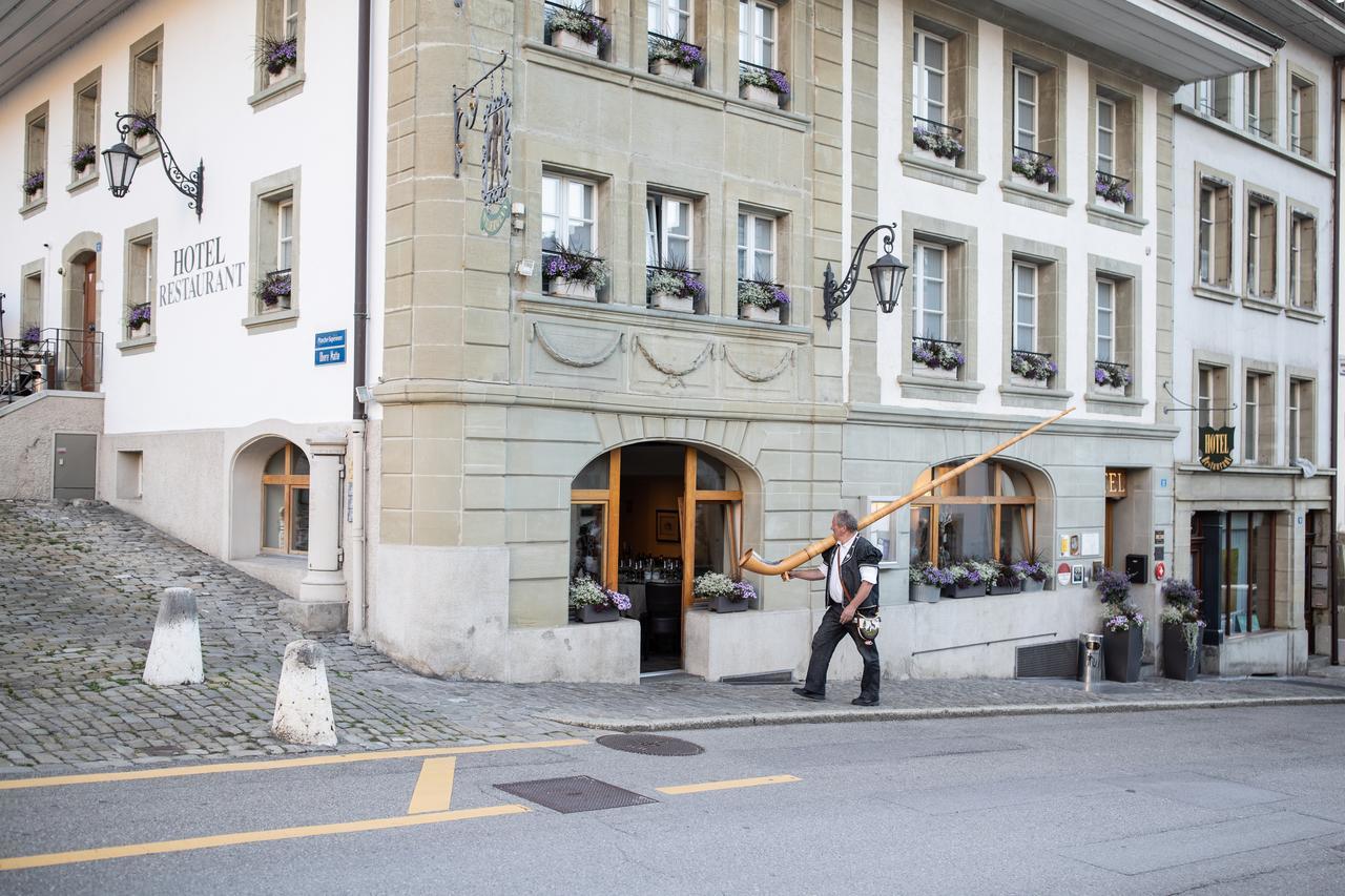 Hotel Restaurant Au Sauvage Fribourg Exterior photo